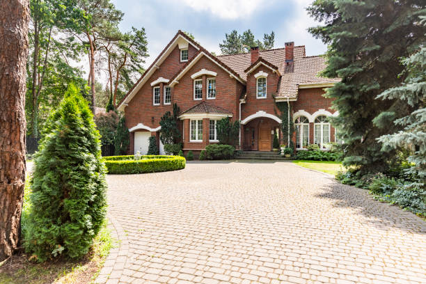 Best Driveway Pavers Near Me  in Flora, MS
